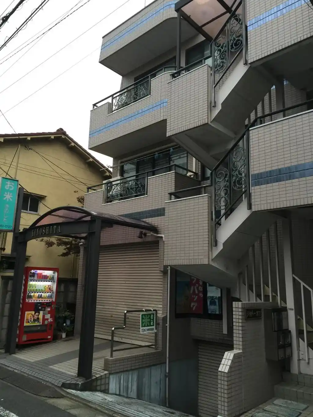 シャトー木下 外観