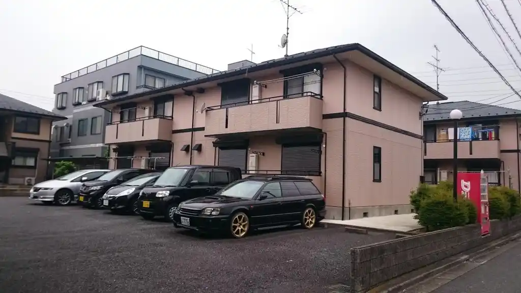 クレセントB 外観
