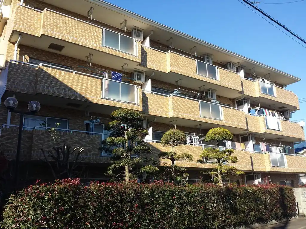 サンローズA棟 外観