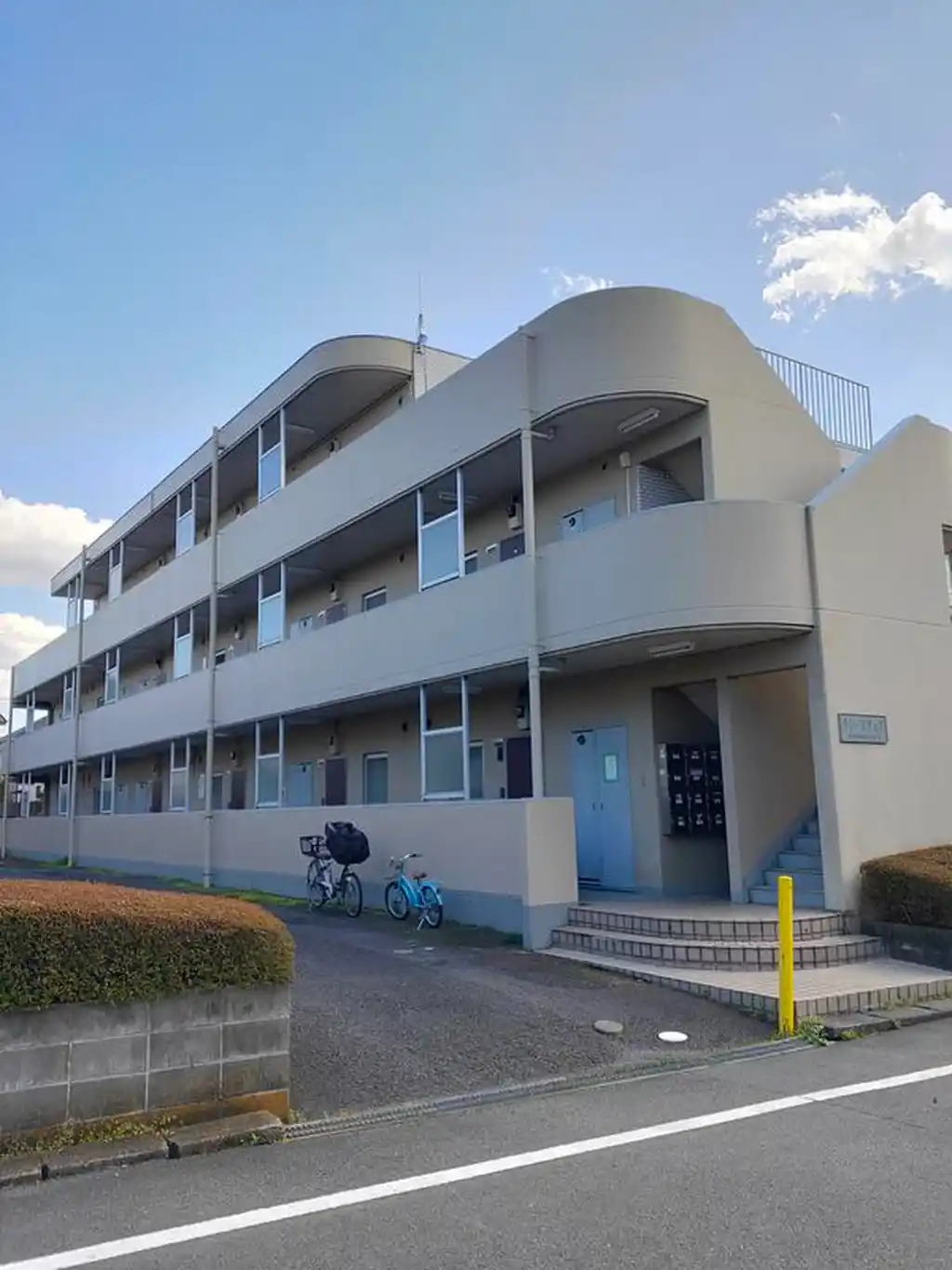 サン・スクェア 外観