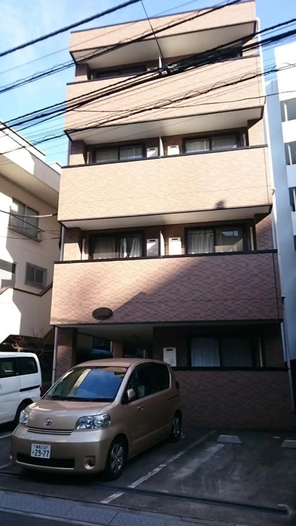 セカンドアヴェニュー 外観
