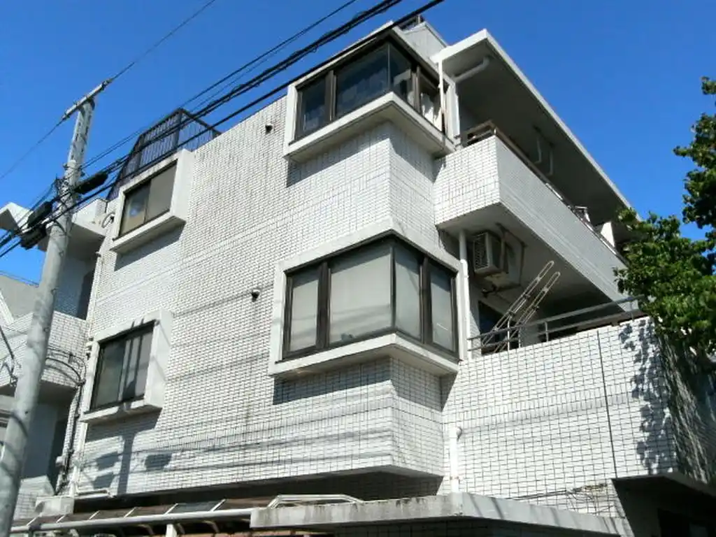 ファーストハウス 外観