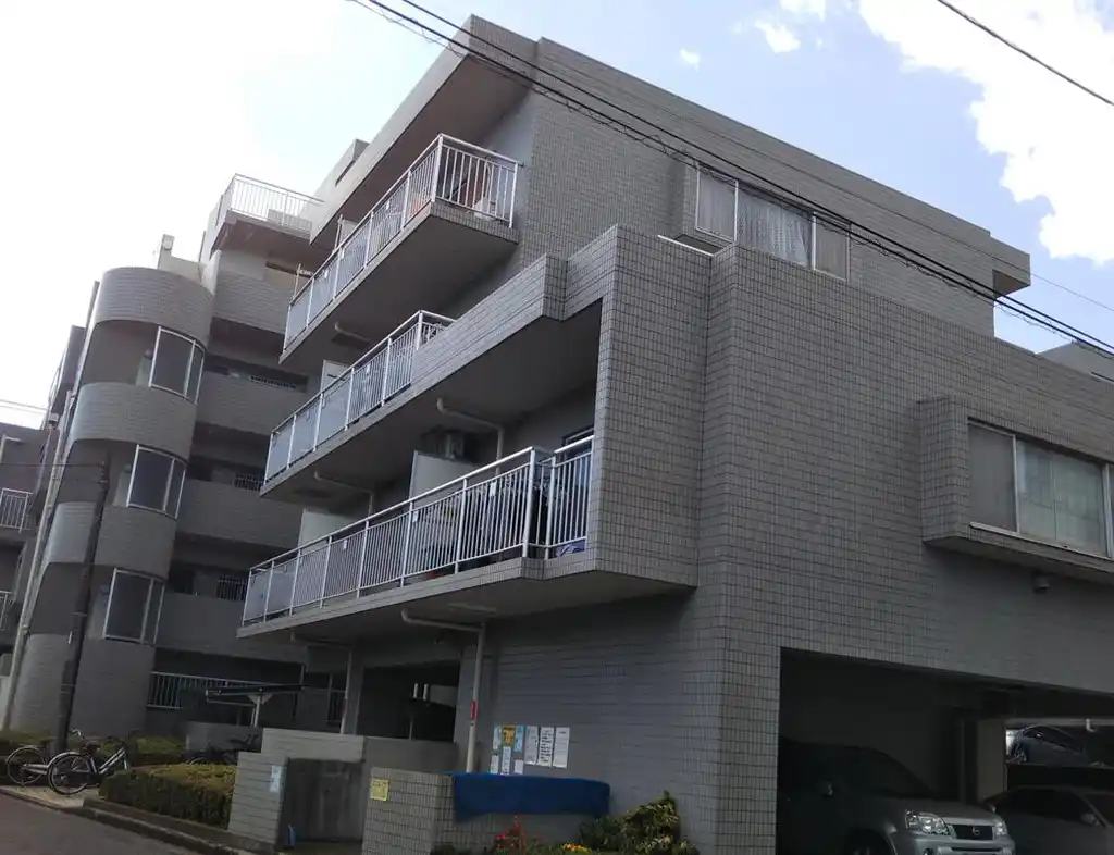 エクシード鶴見 外観