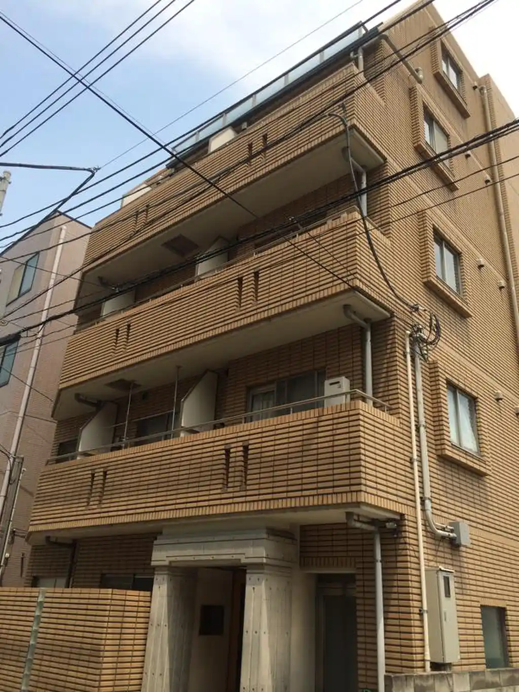 ラ・プティ・メゾン 外観