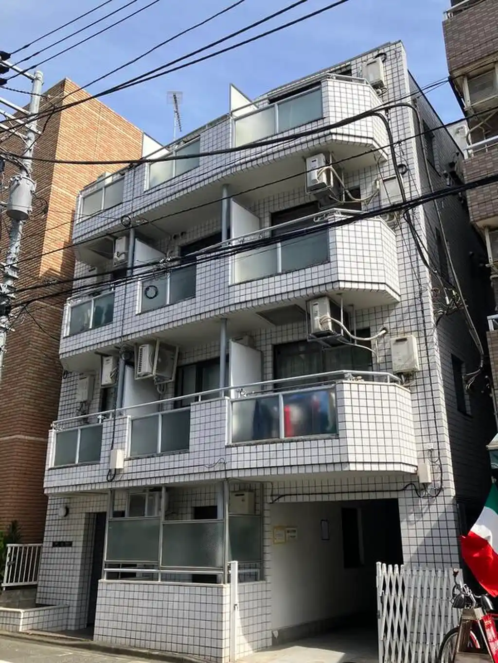 トップ中野4 外観