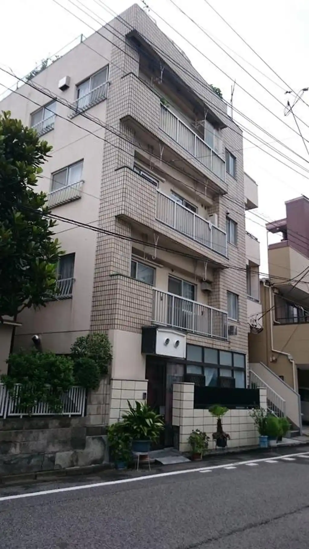 YRCハイム 外観