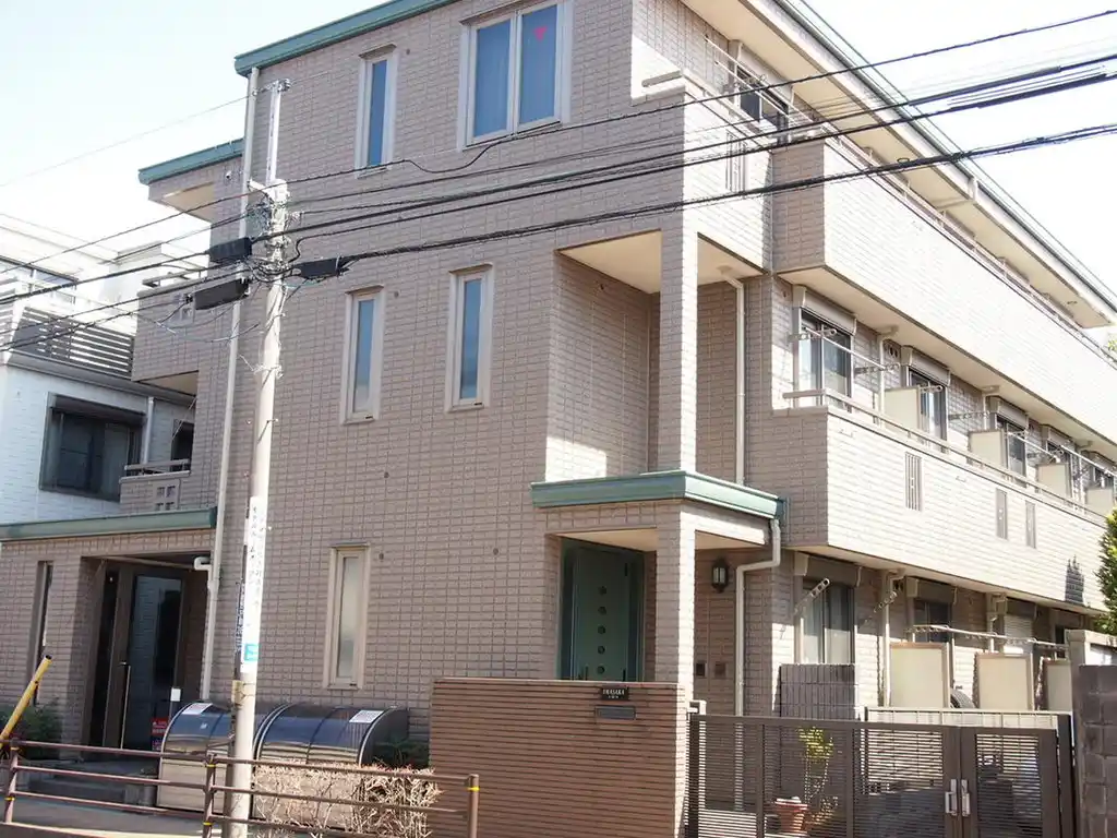 レーヴ アイ 外観