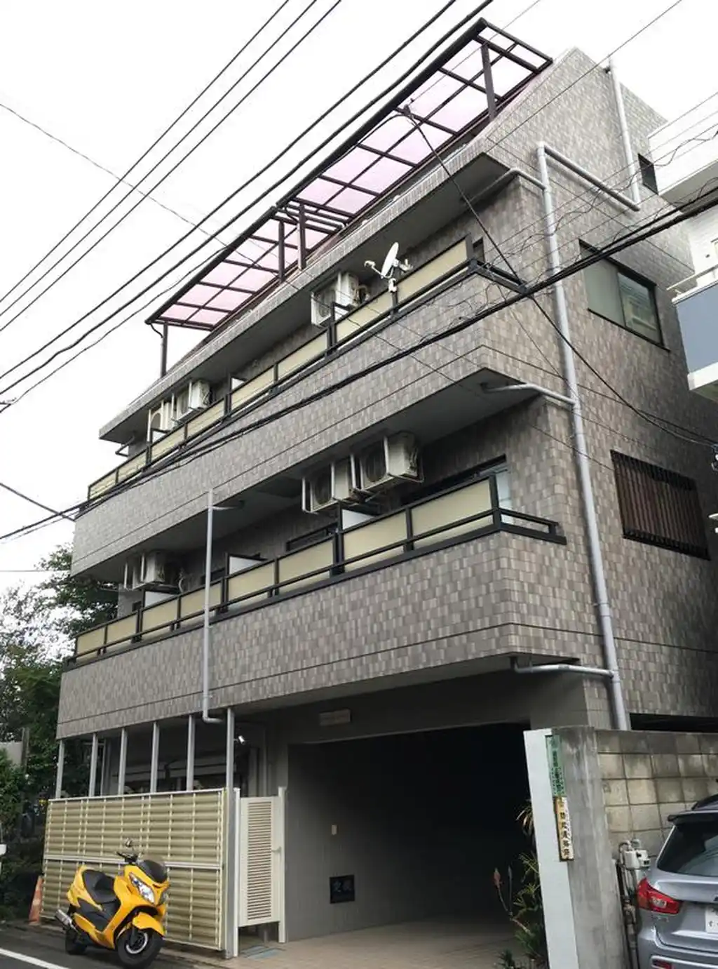 ロイヤルアークガーデン2 外観