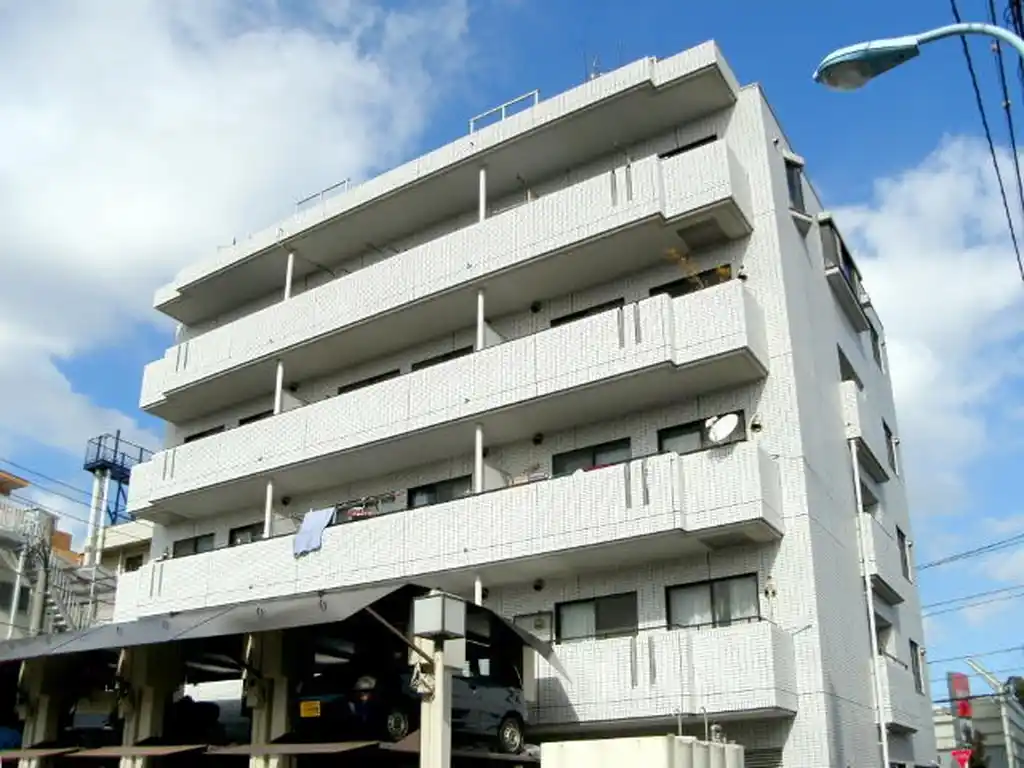 パインハイム 外観