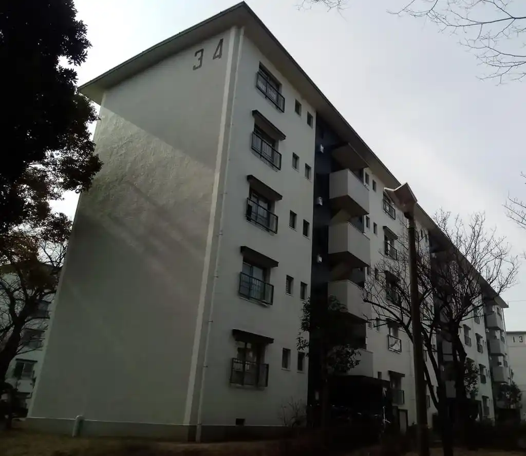 片倉台団地3-4号棟 外観