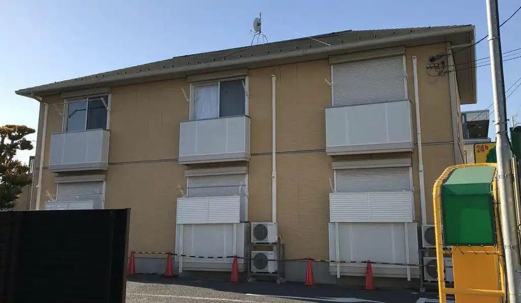 アドバンス 外観