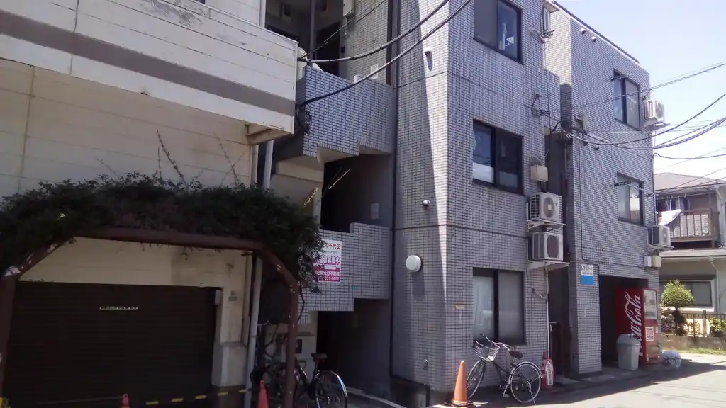 エムズ千代田 外観