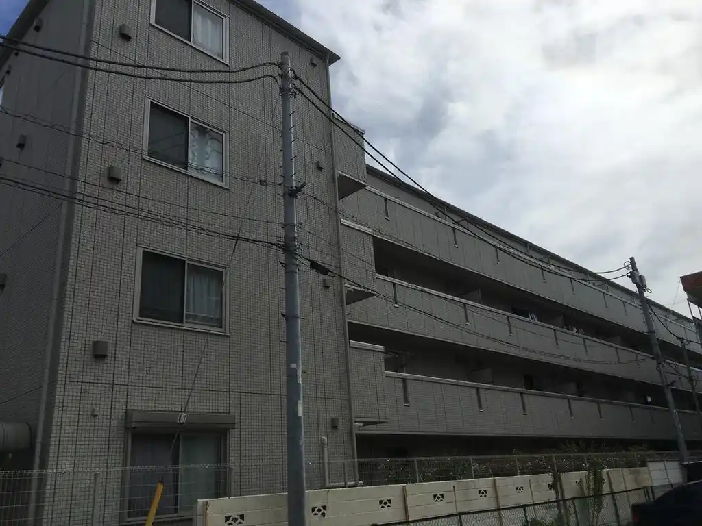 ロイヤルパレス市川 外観
