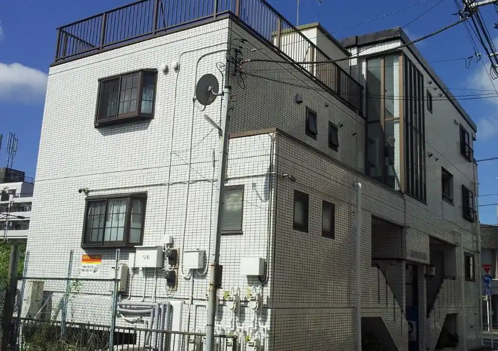 マナービル 外観