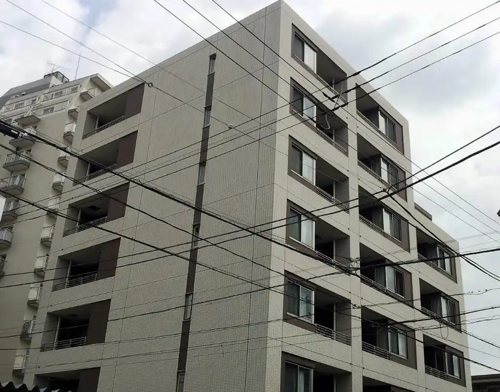 LAGUNA 外観