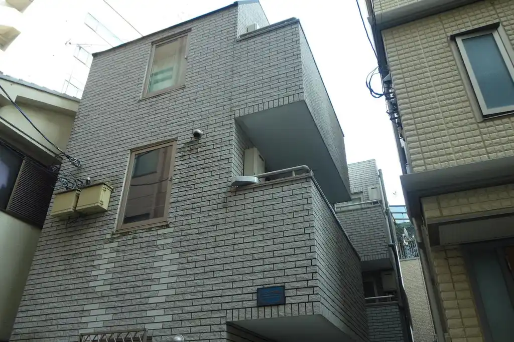 エスティナ西新宿 外観