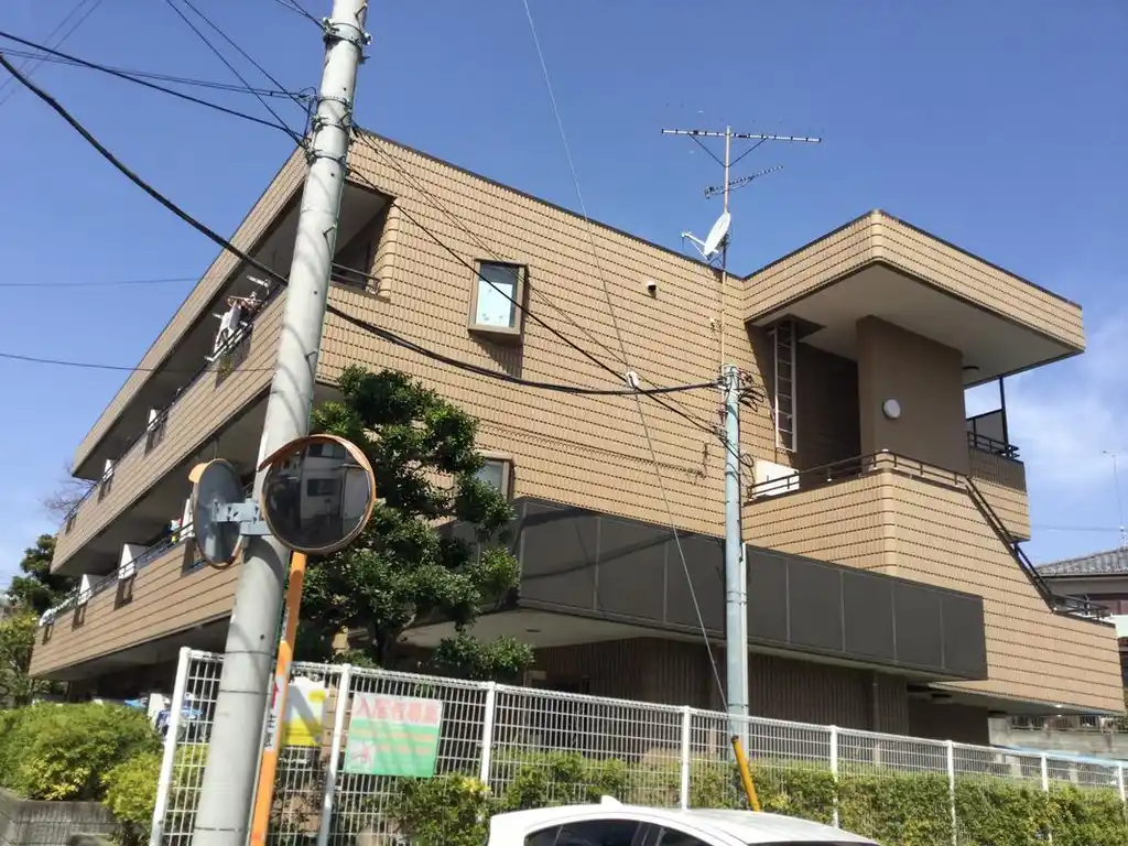 バリアーイン東百合丘 外観