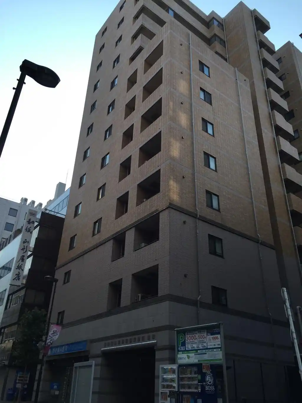 リーガルタワー神保町 外観