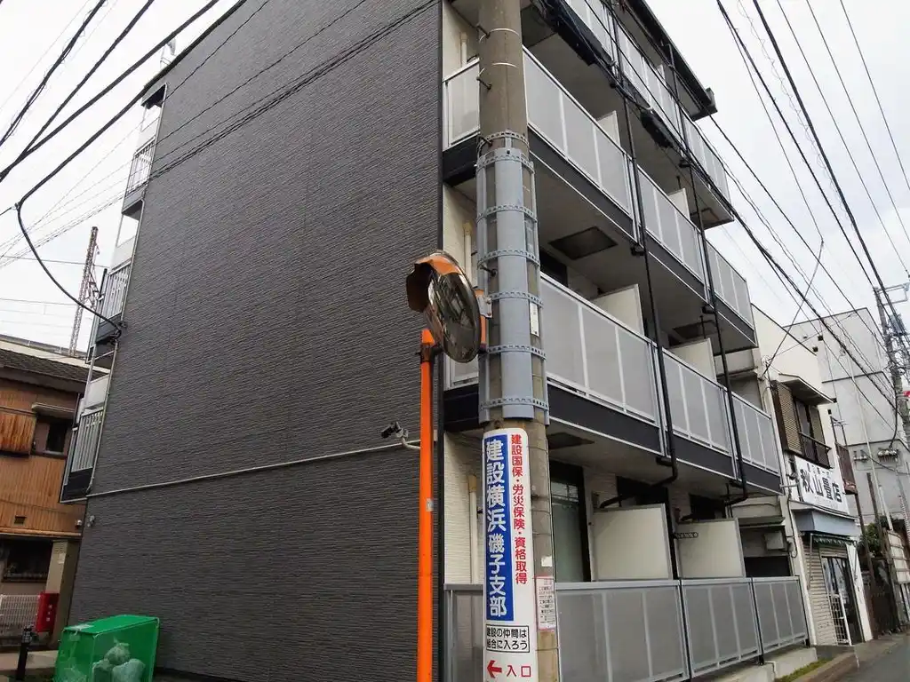 レオパレスMANABE 外観