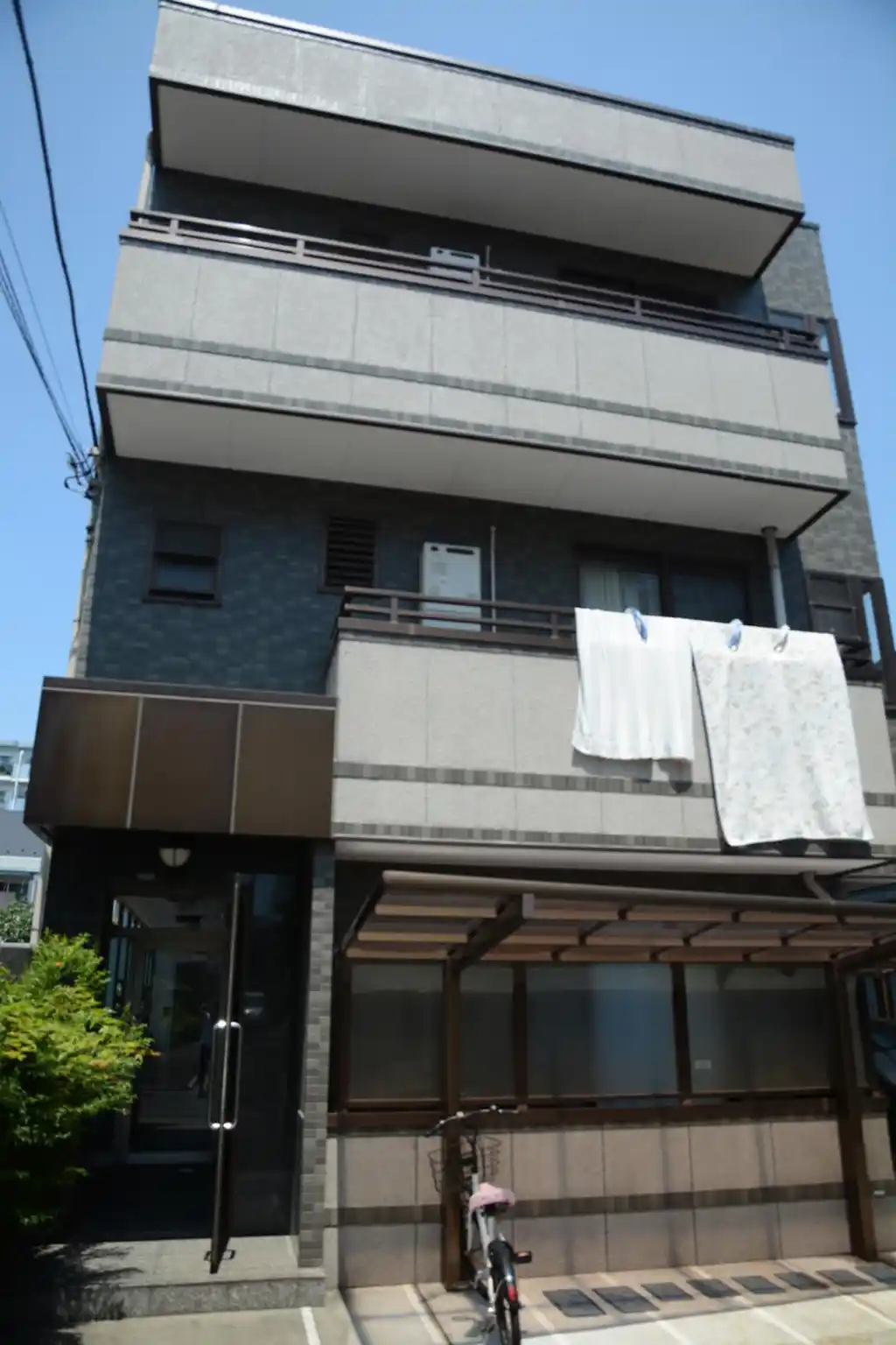 クリスタルヒルズ 外観