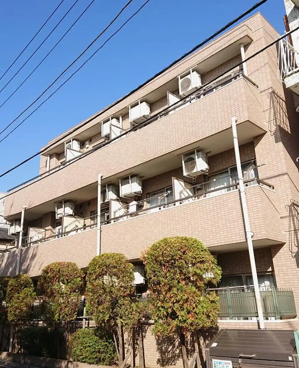 パストラーレ 外観