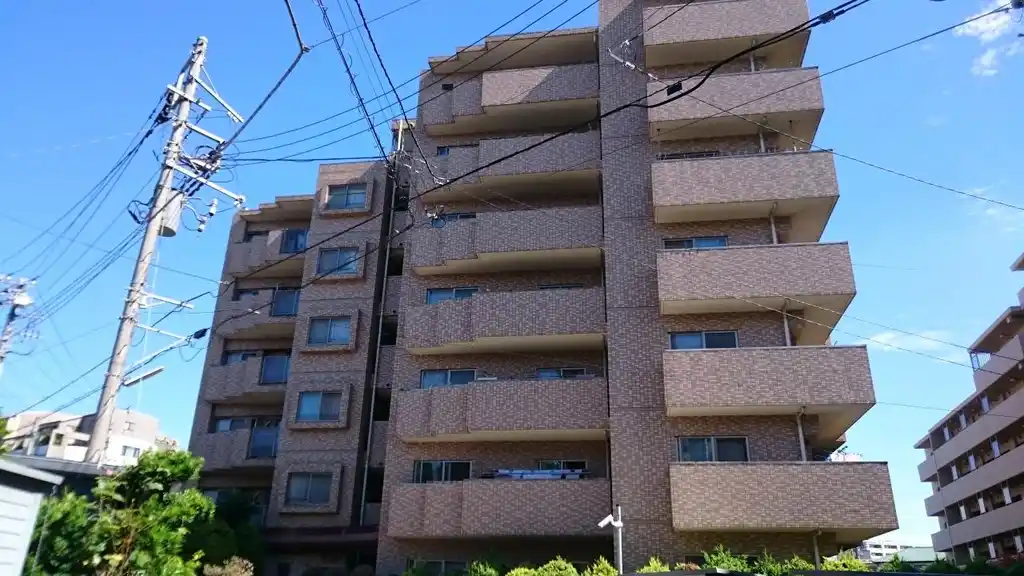 ローヤルシティ浦和前地第2 外観