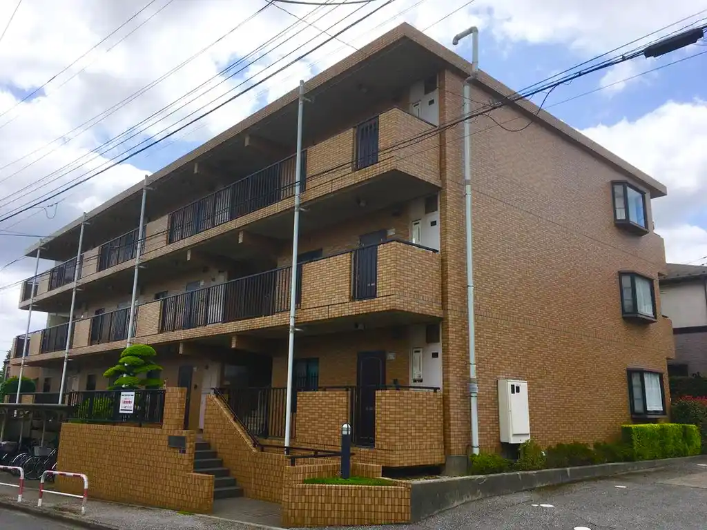 コンフォール実花 外観