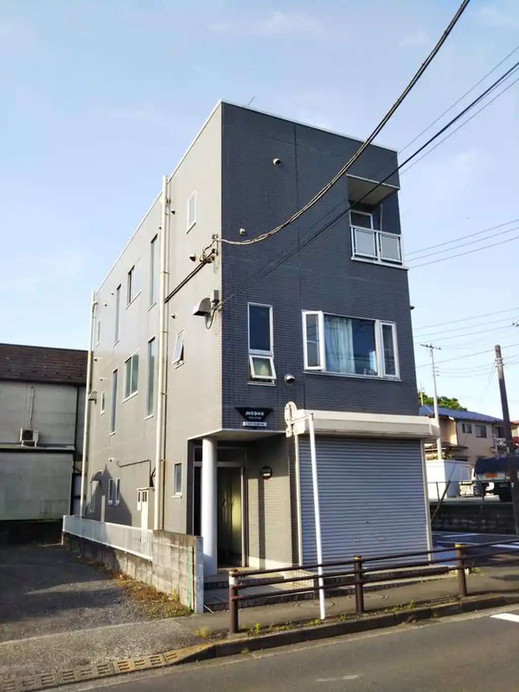 メイプル唐木田 外観