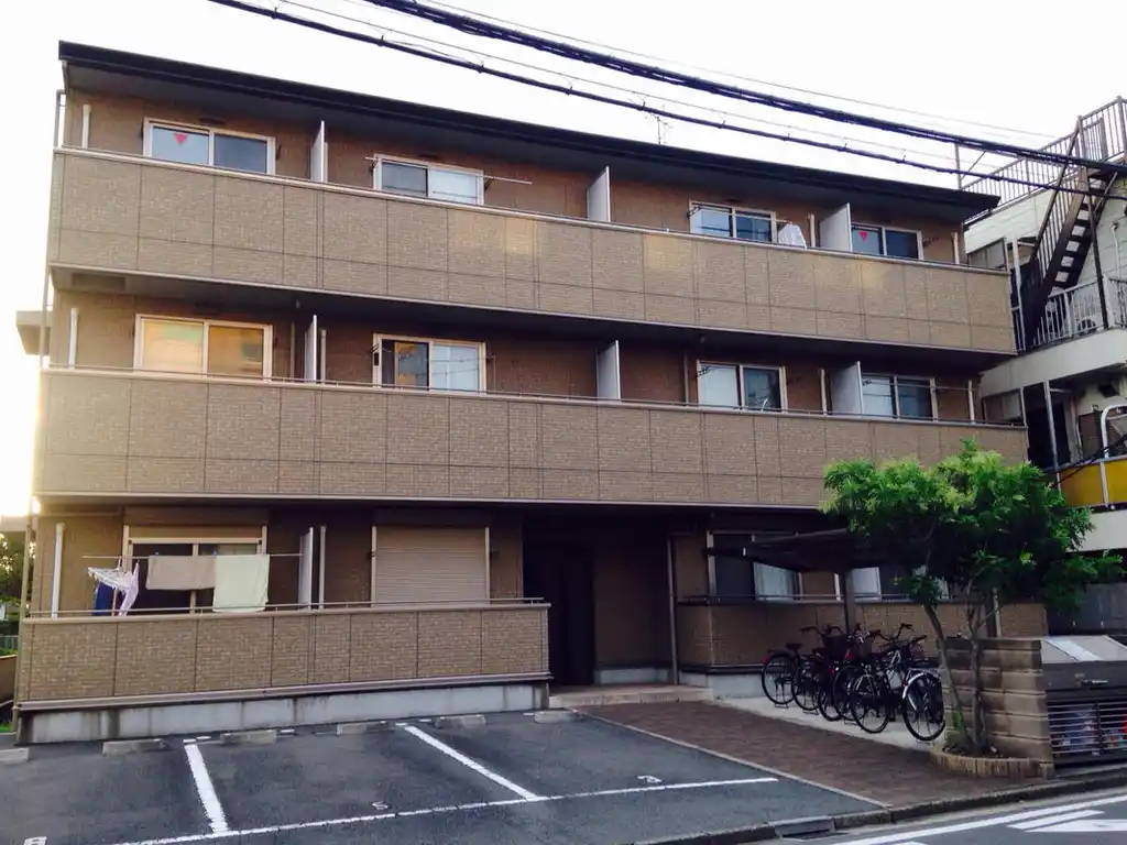 プライマリー 外観