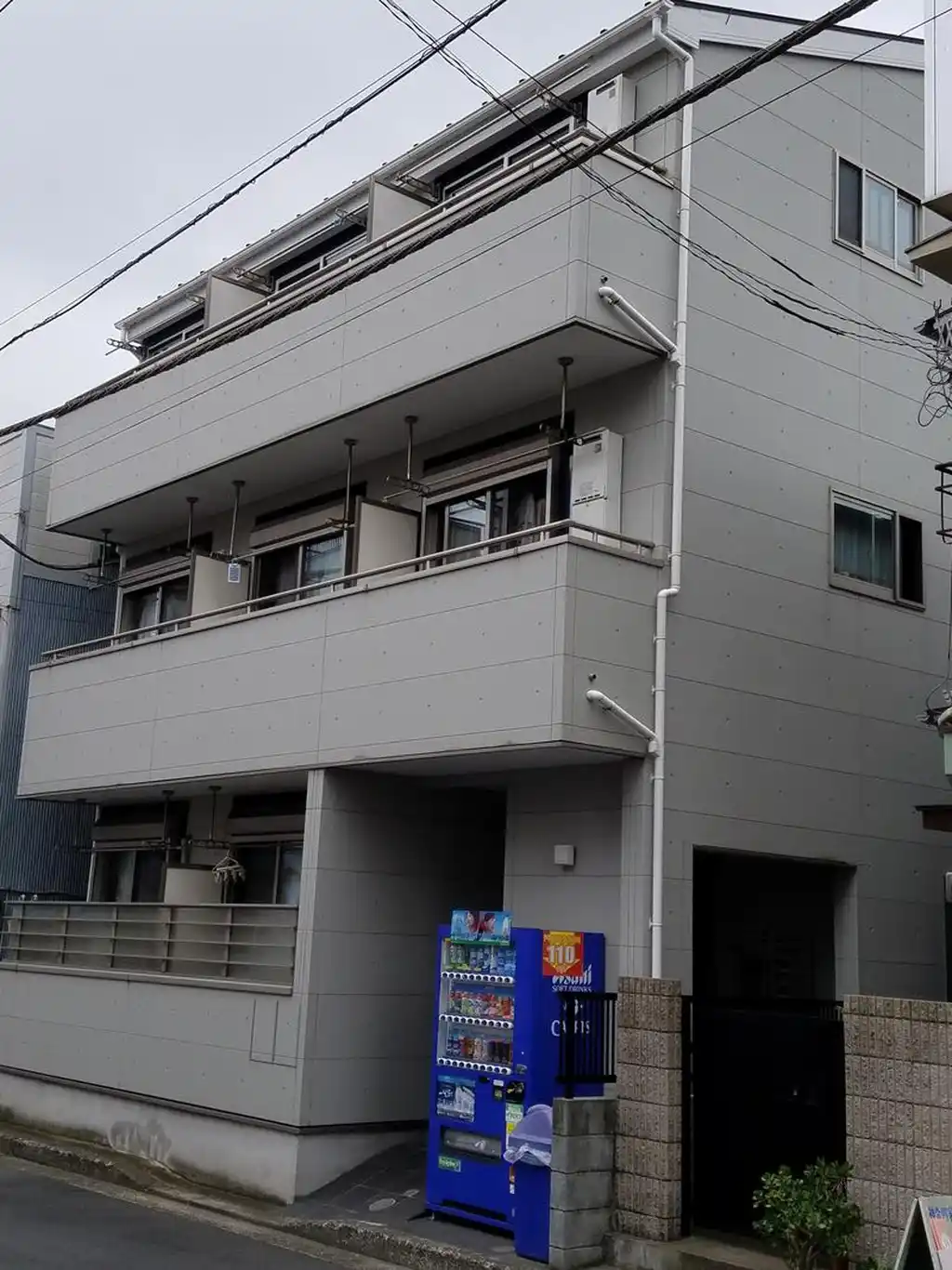 モンステラ六角橋 外観