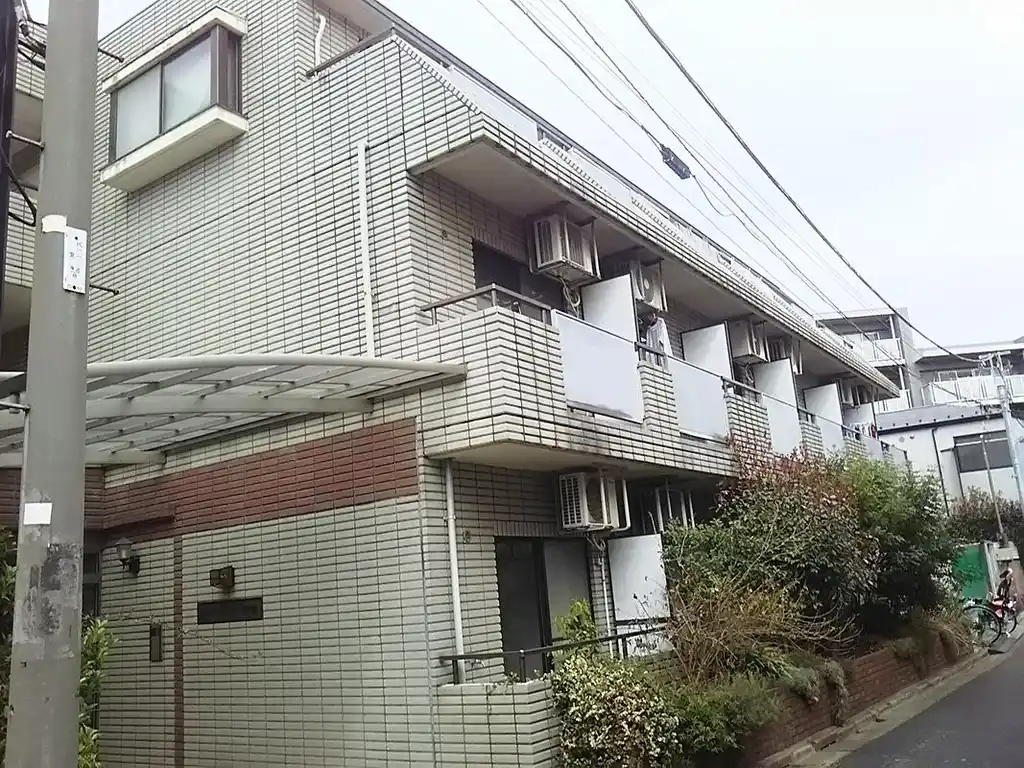 第1ビューラー方南 外観