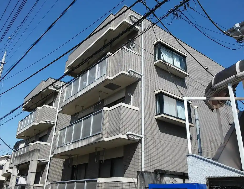 ジョリベール 外観
