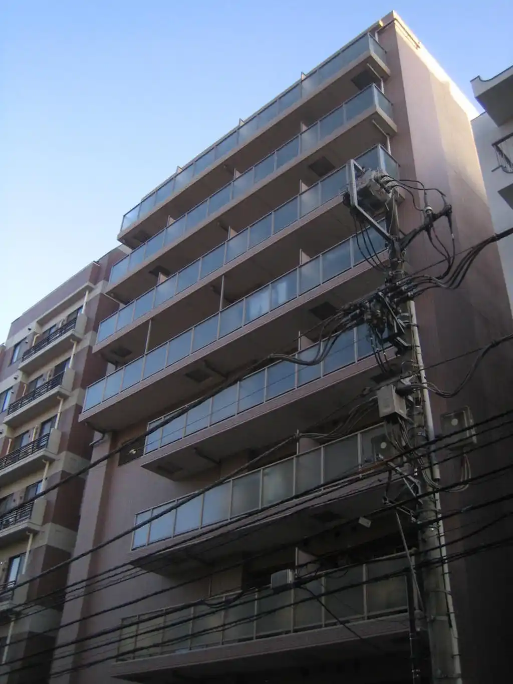 ドゥーエ横濱台町 外観