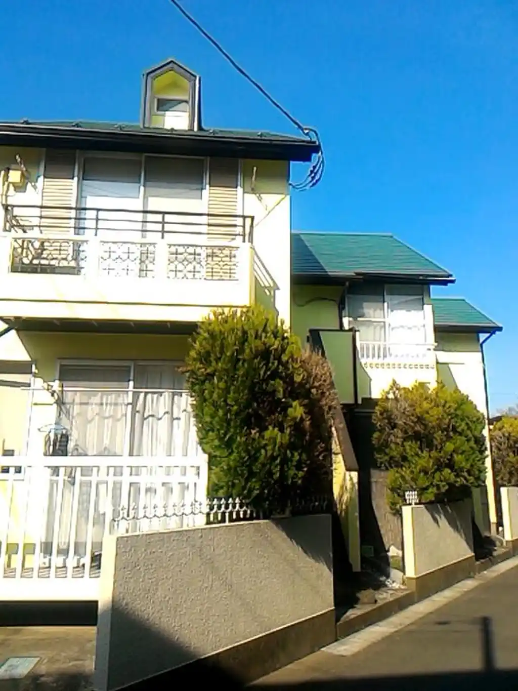 パインコート光 外観