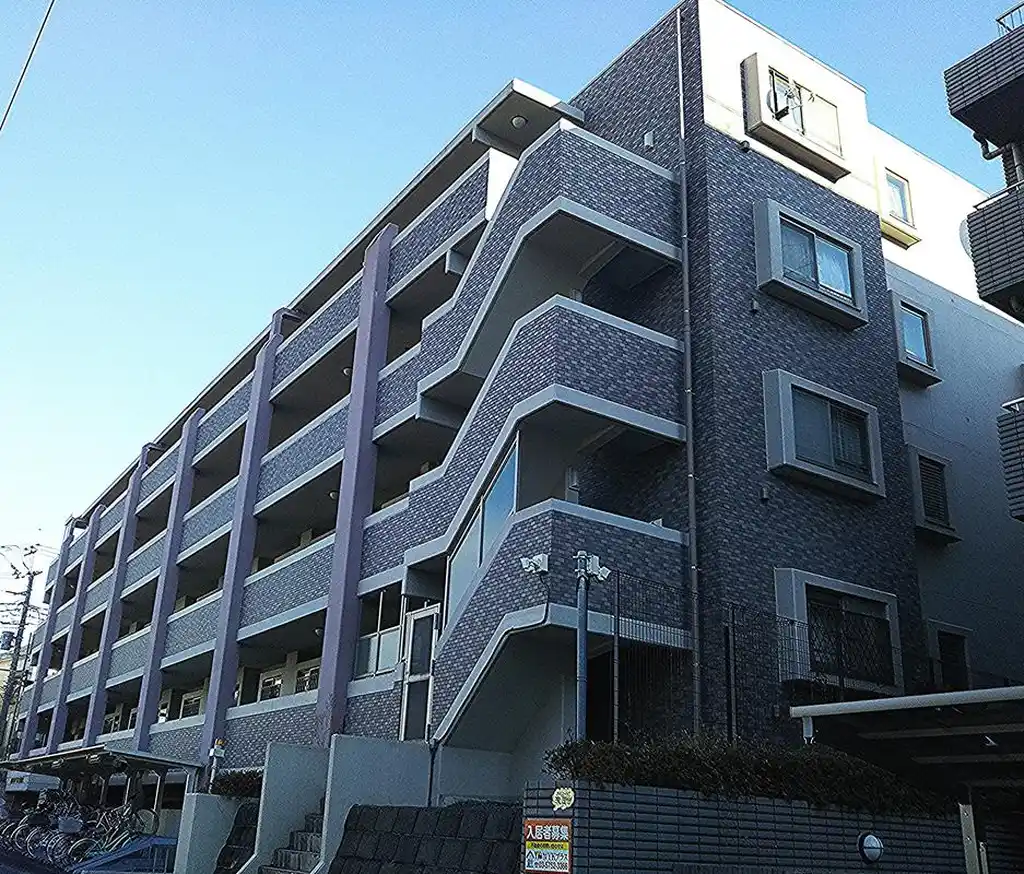 ビッグヴァン十日市場 外観