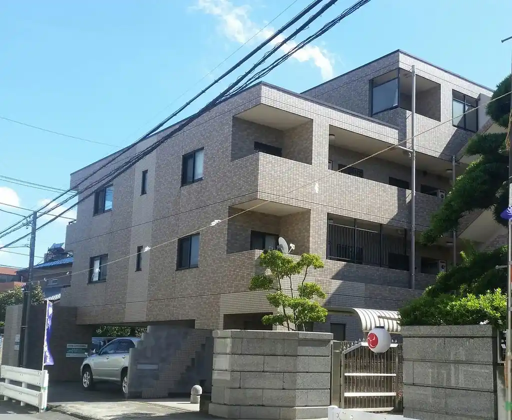 ヴァン・クレール 外観