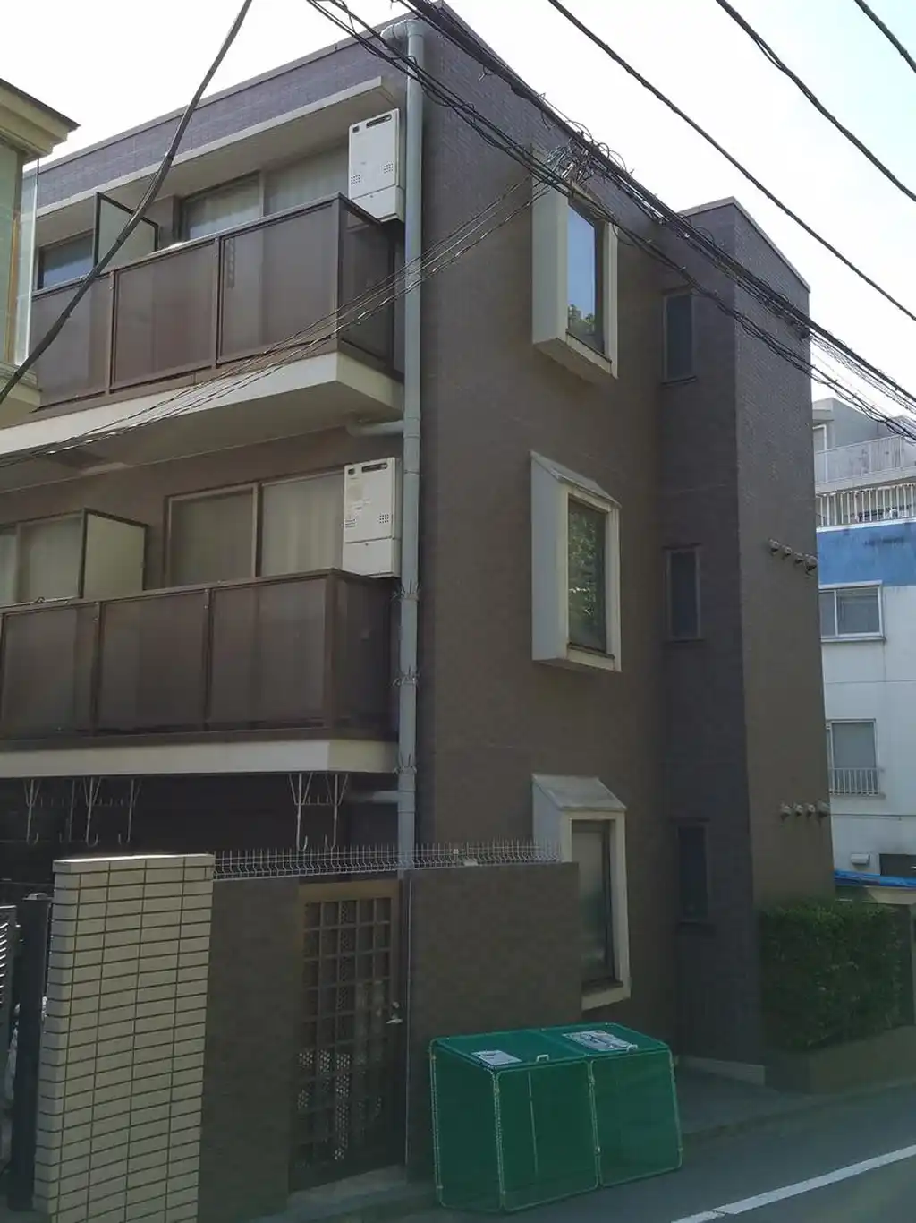 ドルフ横浜 外観