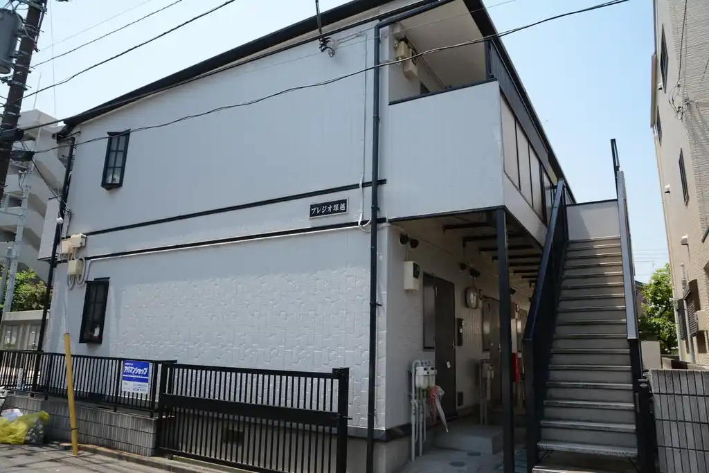 プレジオ塚越 外観