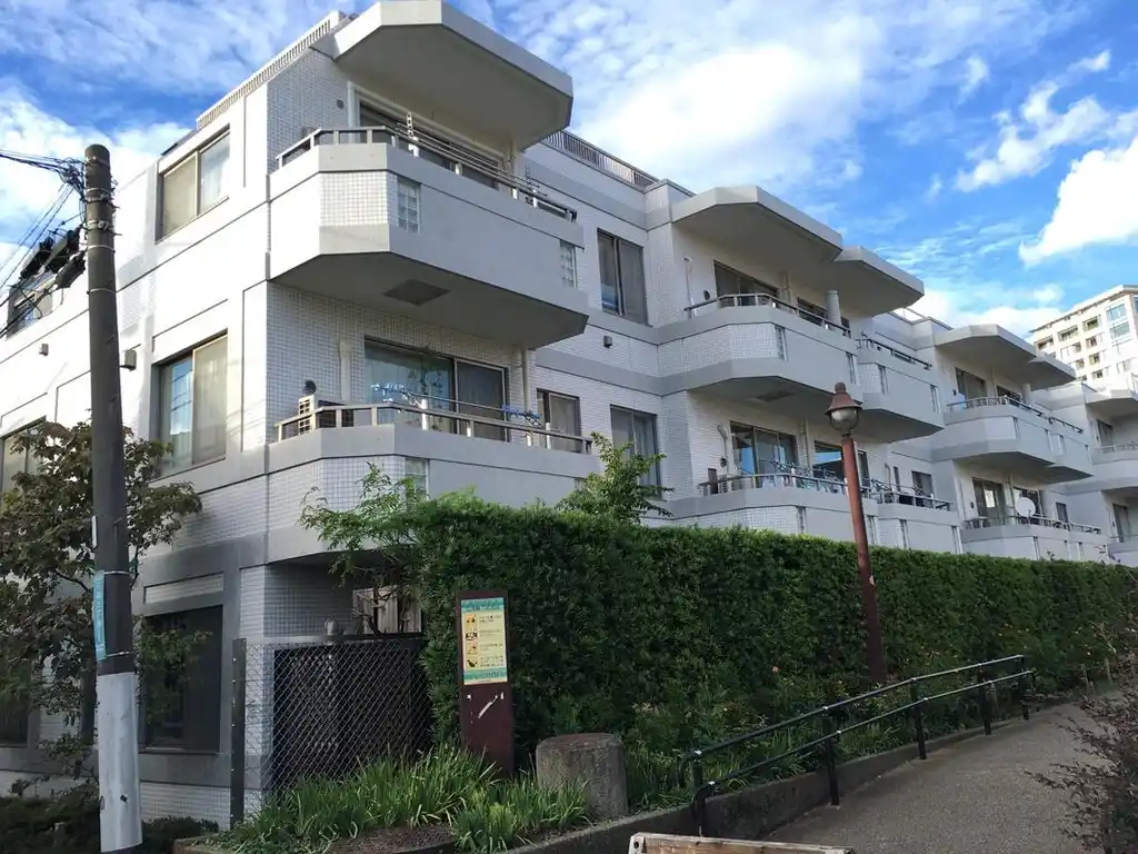 センチュリーハイツ三宿 外観