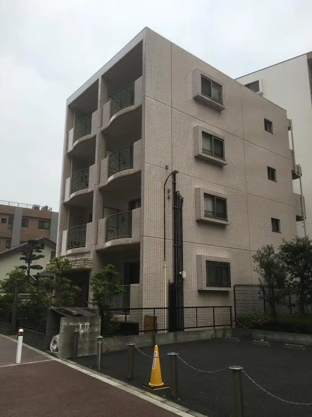 リーフコート 外観