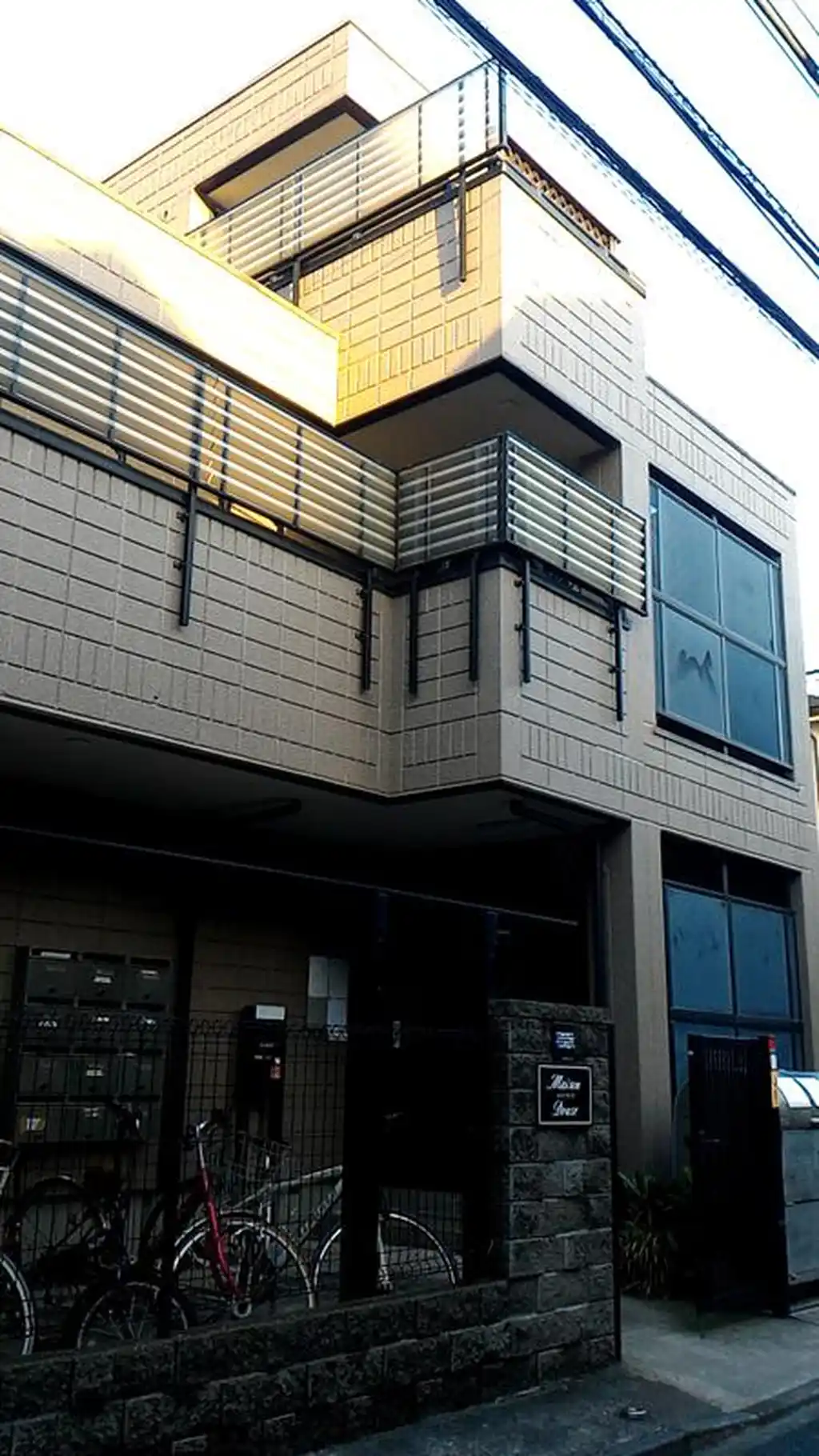 メゾンドゥーズ 外観