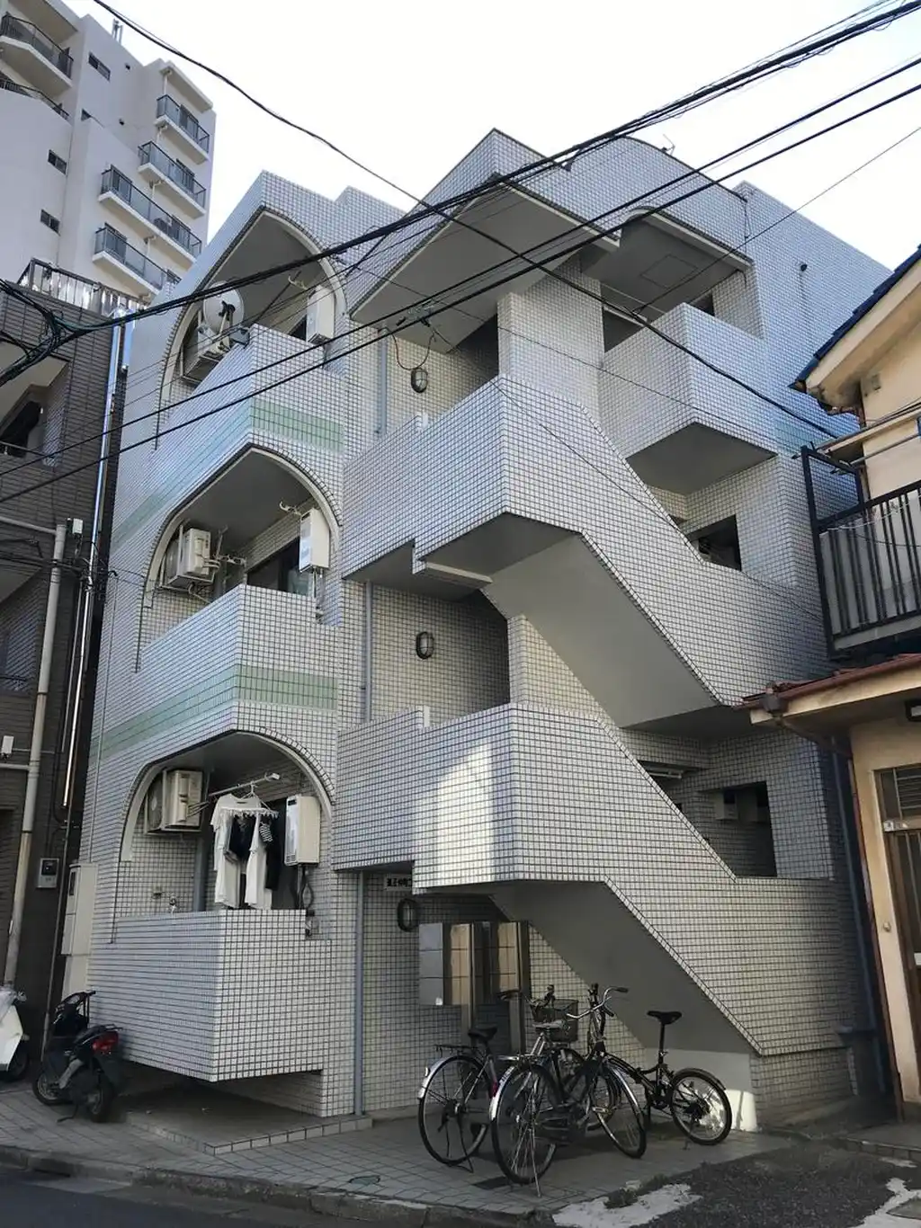 進正仲町コーポ 外観