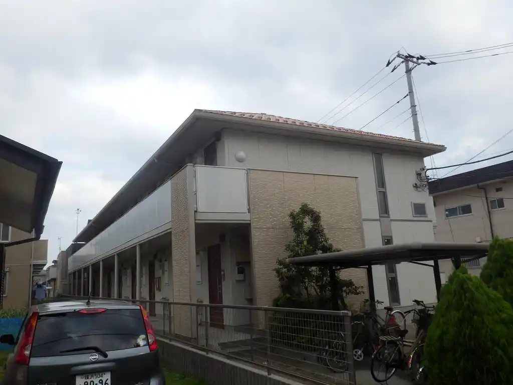 サン・クレスト 外観