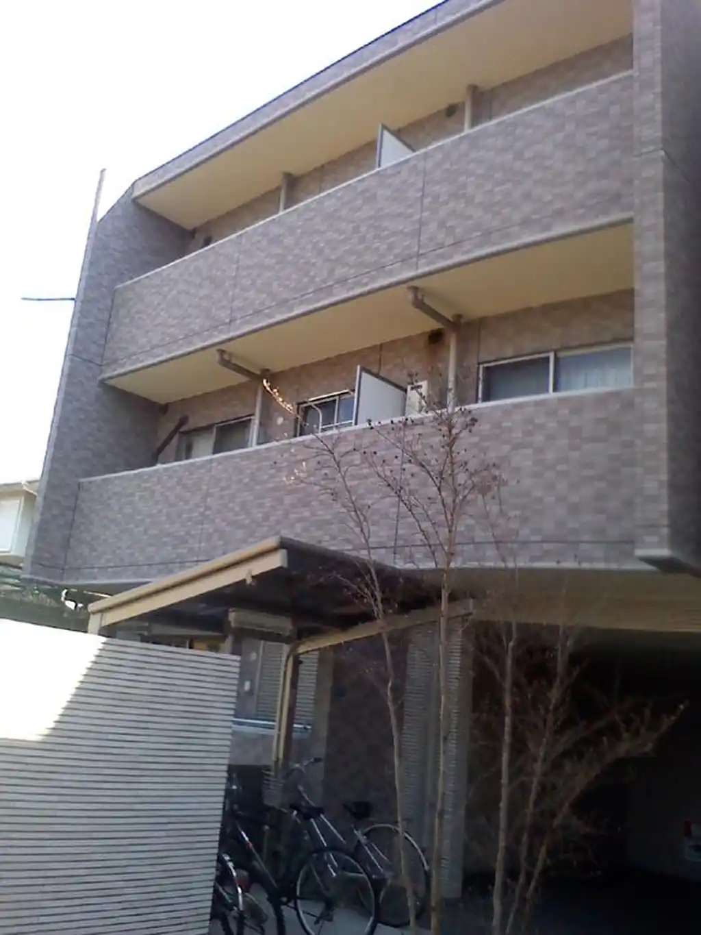 ドマーニ中央林間A 外観