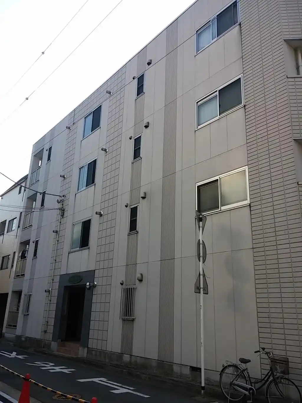 ソレイユ横浜 外観