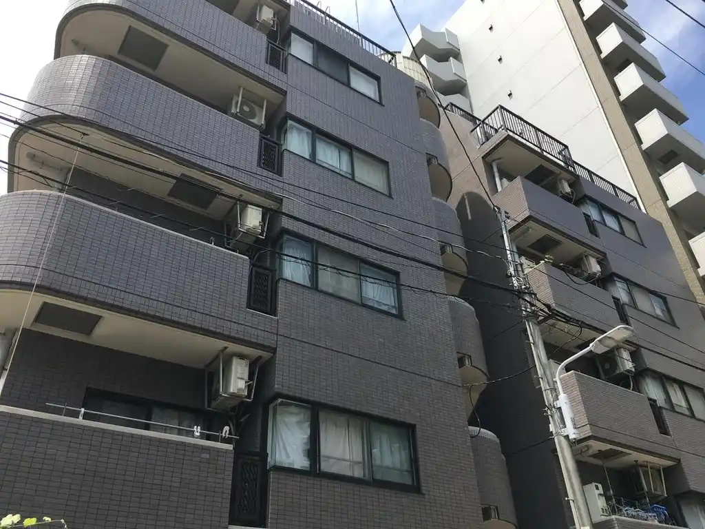 りーふ・いりや 外観
