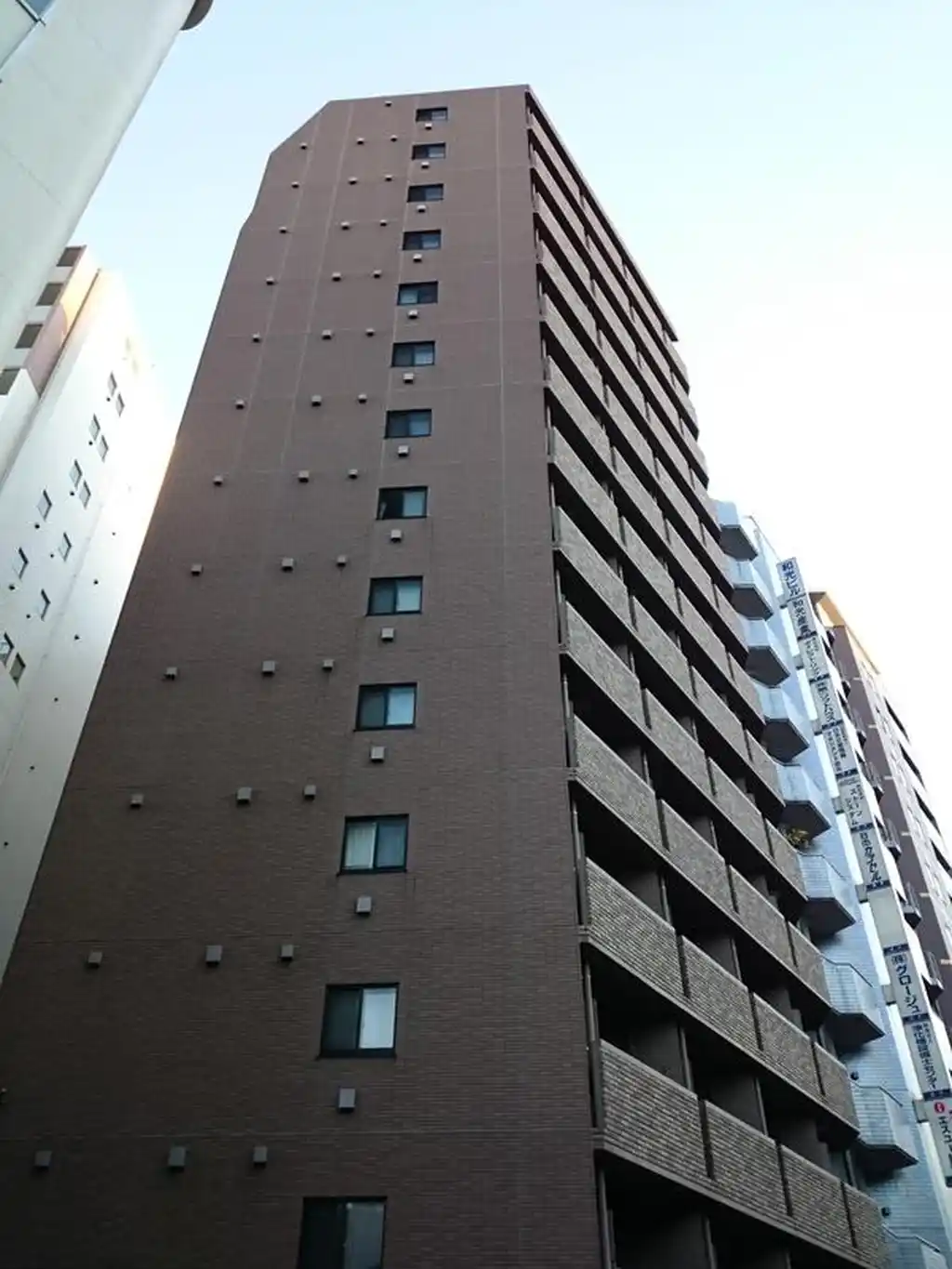 トーシンフェニックス神田岩本町弐番館 外観