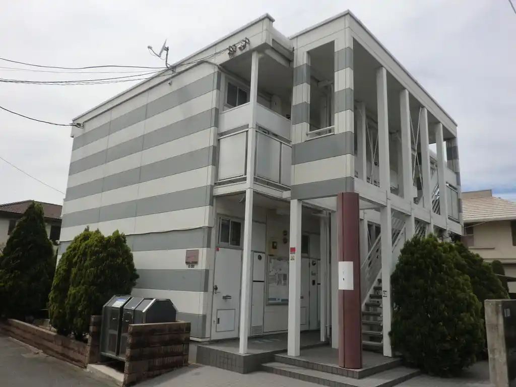 レオパレスコートサイドD 外観