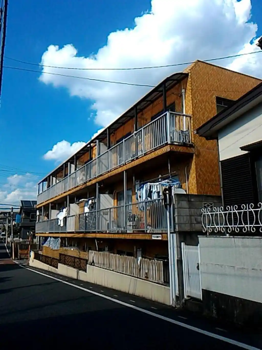 ウエルス日進ハウス 外観