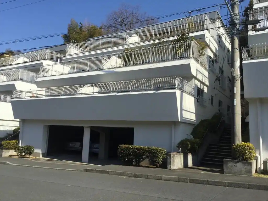 シャンボール読売ランド前2 外観